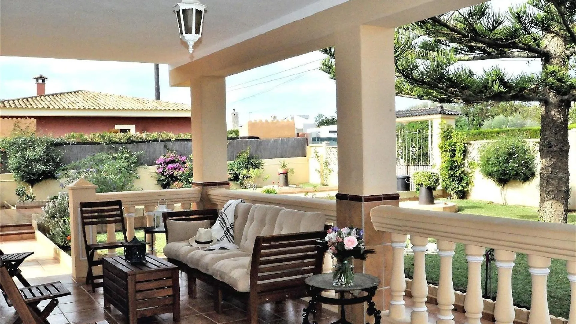 Ferienhaus Mit Privatpool Fuer 6 Personen Ca 300 Qm In Badia Grand, Mallorca Suedkueste Von Mallorca 루크마호르 펜션